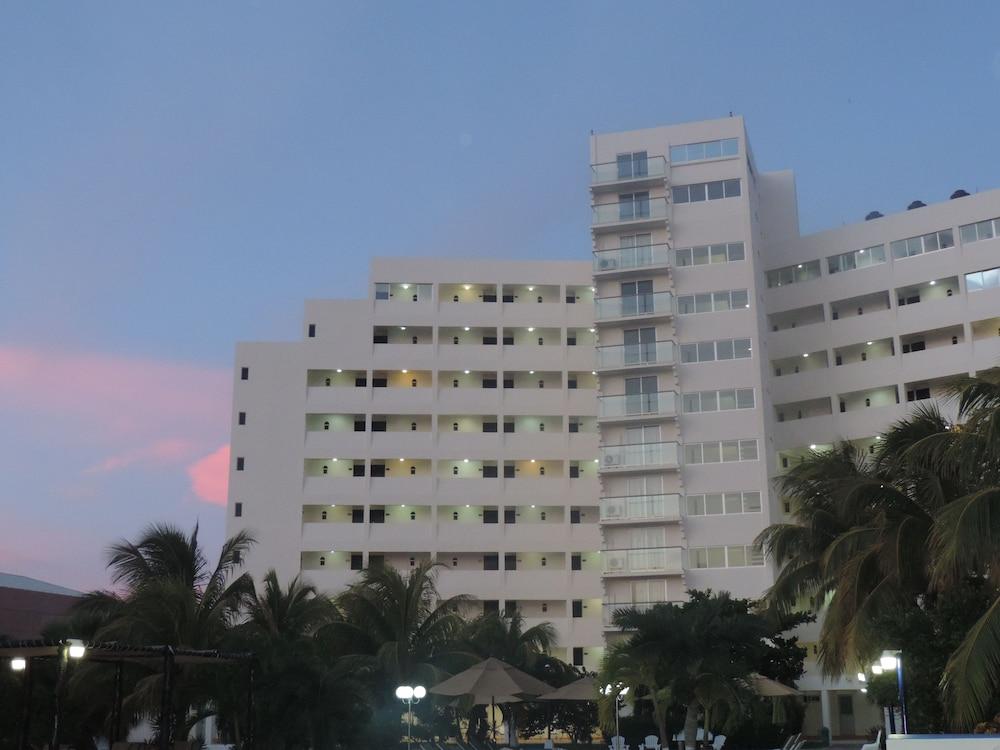 Hotel Calypso Cancún Zewnętrze zdjęcie