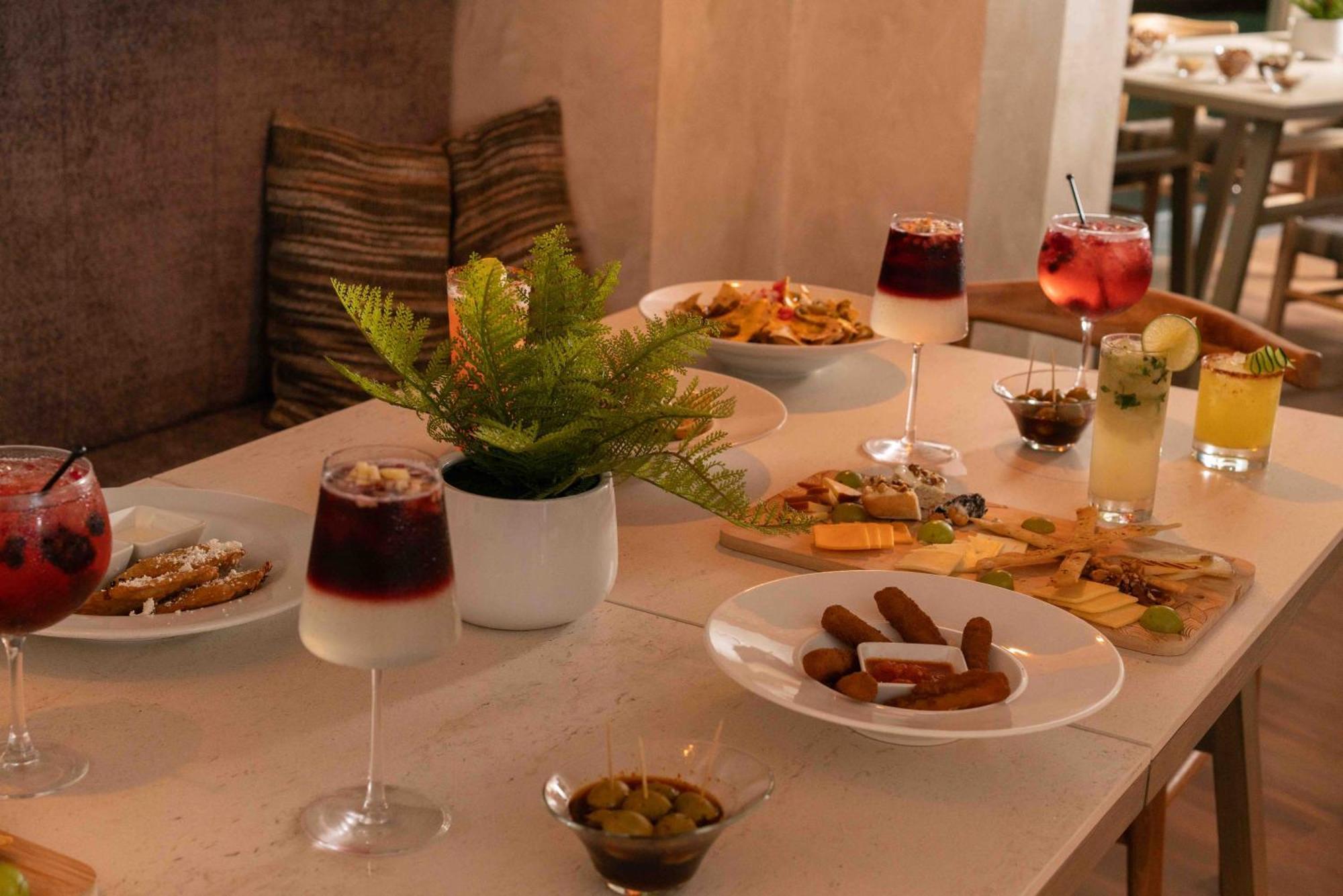 Hotel Calypso Cancún Zewnętrze zdjęcie