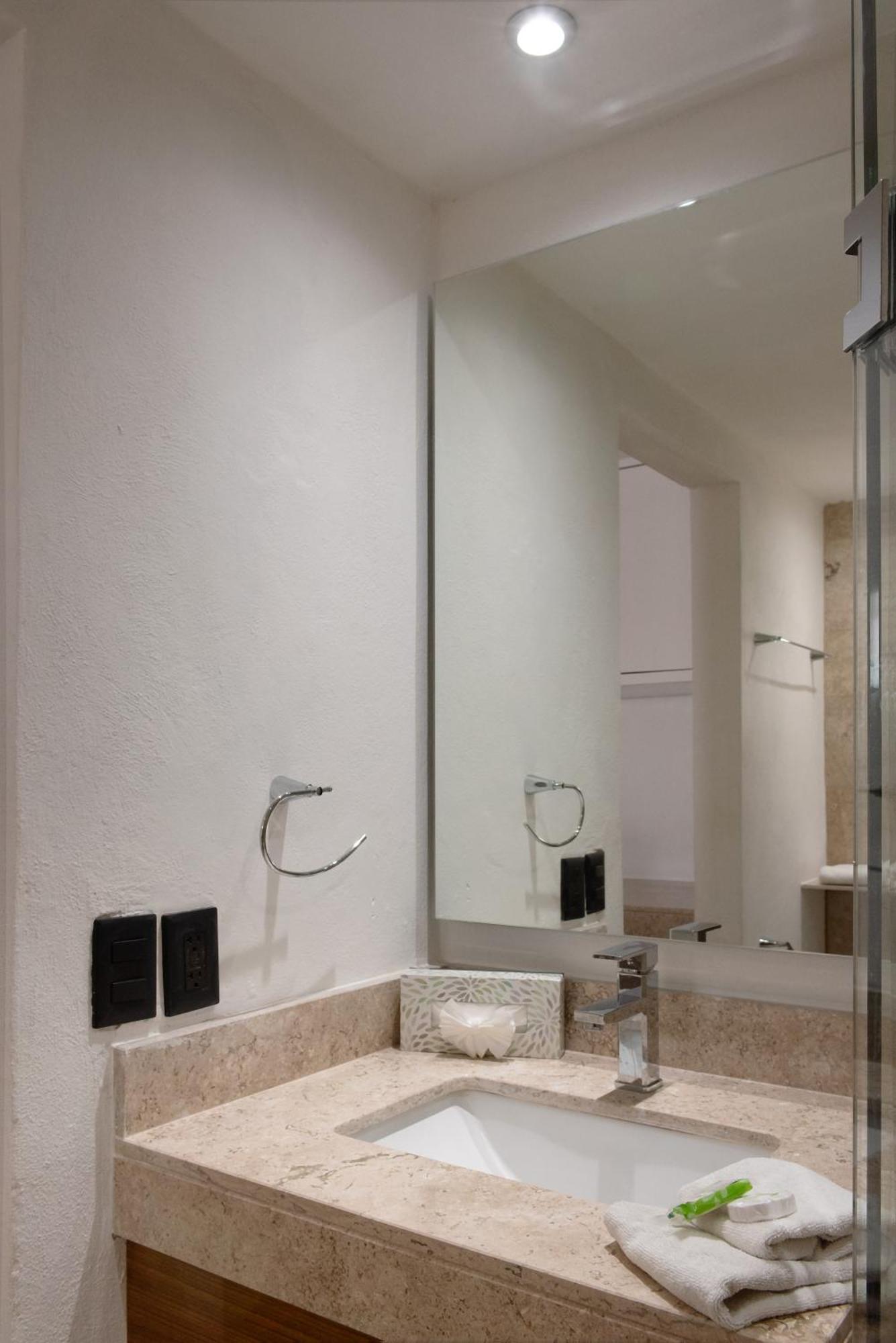 Hotel Calypso Cancún Zewnętrze zdjęcie